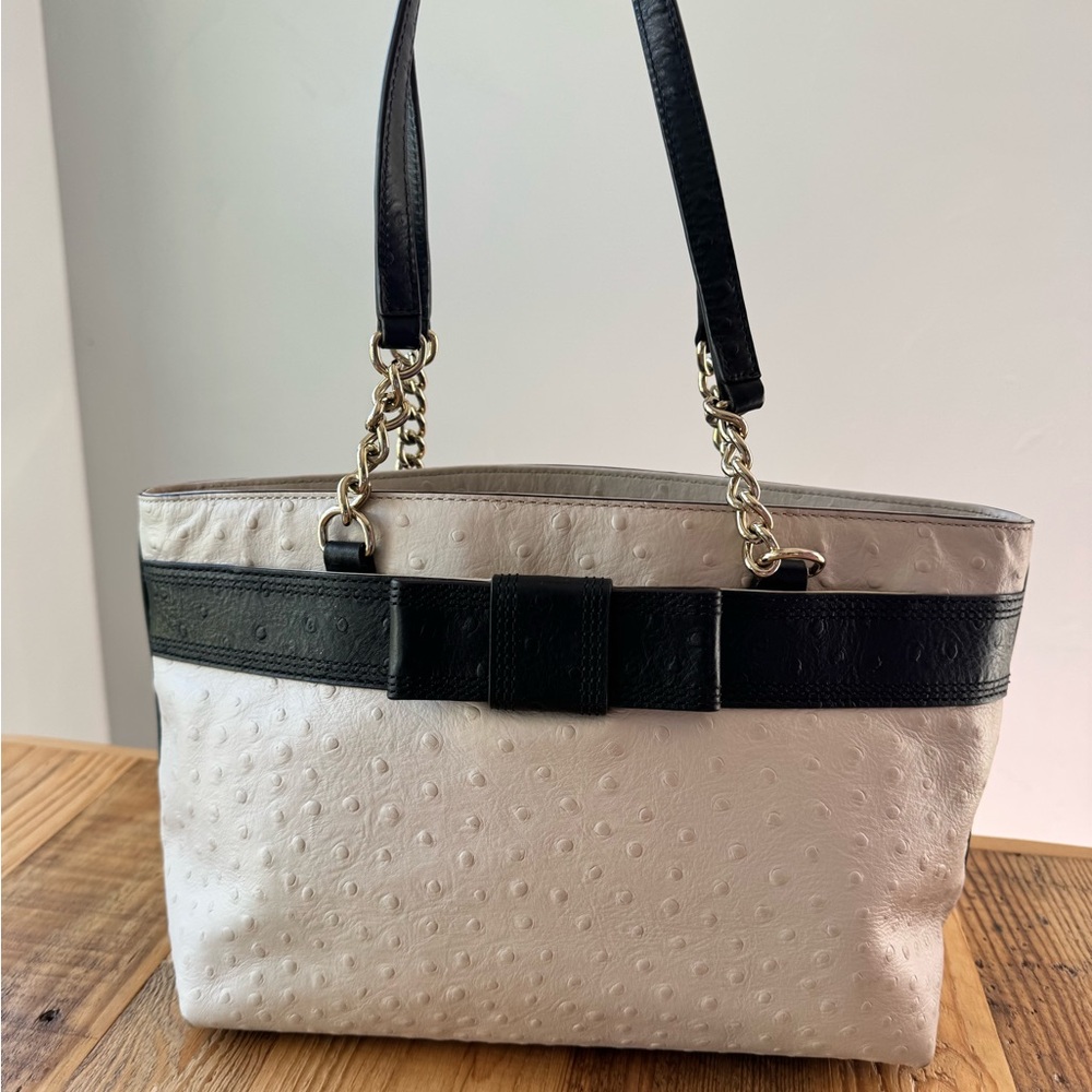 Kate Spade New York Cream & Black Bow Tote Bag – Gold Hardware